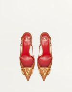 VLogo Signature Calfskin Slingback Pump 80mm / 3.15 in. - Image 4